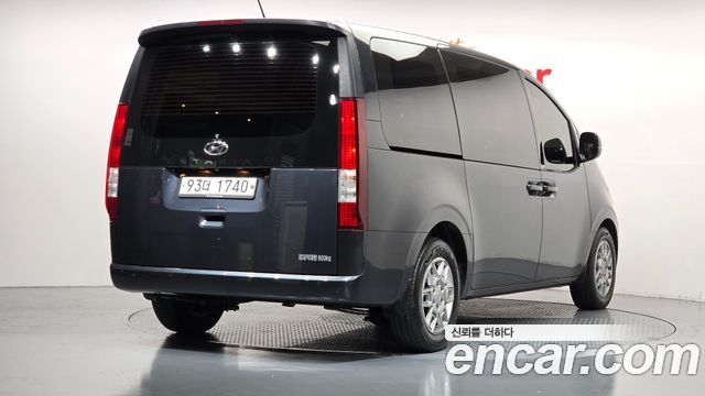 Hyundai Staria Cargo 5-Seater Modern — пробег 170 753 км — фото 2 из 5