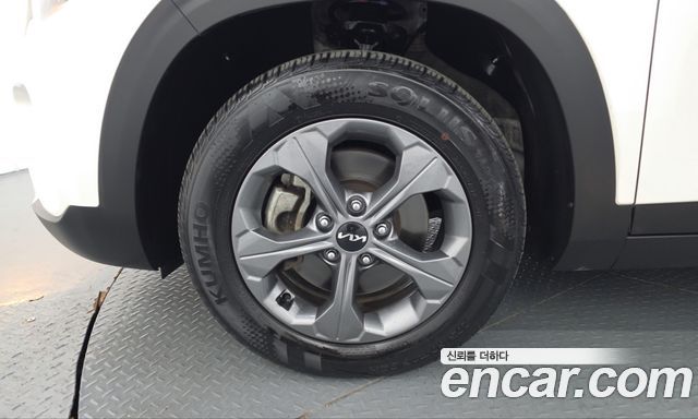Kia Seltos из Кореи Encar