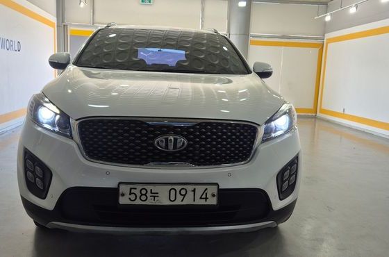 Kia Carnival 9-seater Prestige — пробег 175 209 км — фото 1 из 5