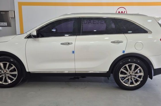 Kia Carnival 9-seater Prestige — пробег 175 209 км — фото 3 из 5