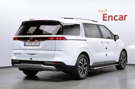 Kia Carnival Diesel 9-Seater Prestige — пробег 98 775 км — фото 2 из 5