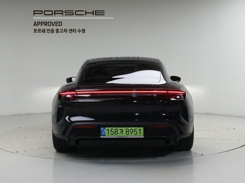 Porsche Taycan Turbo S — пробег 11 950 км — фото 4 из 5