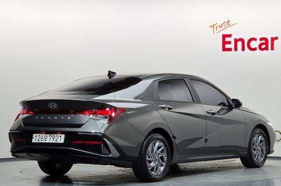 Hyundai AVANTE Modern — пробег 13 384 км — фото 2 из 5