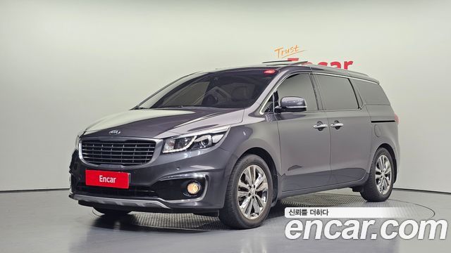 Kia Carnival 9-seater Prestige — пробег 102 889 км — фото 1 из 5