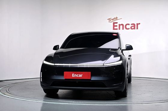 Tesla Model Y RWD — пробег 9 533 км — фото 3 из 5