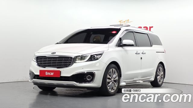 Kia Carnival 9-seater Prestige — пробег 184 206 км — фото 1 из 5