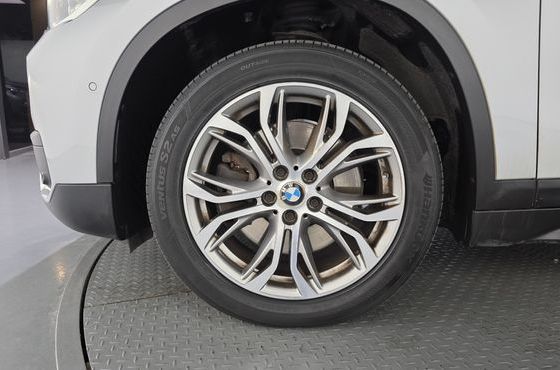 BMW X1 xDrive 20d Joy — пробег 182 155 км — фото 5 из 5