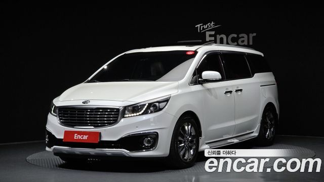 Kia Carnival 9-seater Noblesse — пробег 142 236 км — фото 1 из 5