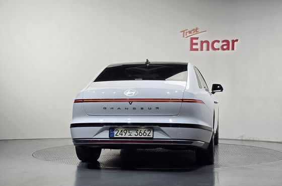 Hyundai Grandeur 2,5 Gasoline 2WD Exclusive — пробег 26 411 км — фото 4 из 5