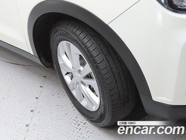 Ssangyong TIBOLI Diesel 1.6 2WD V3 — пробег 31 002 км — фото 5 из 5