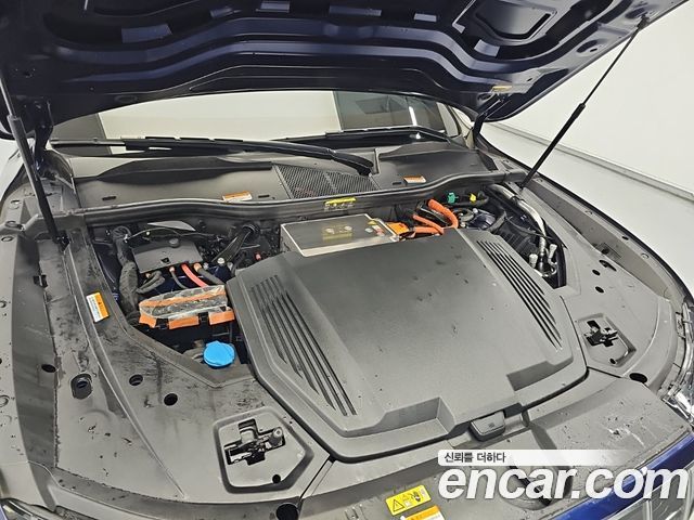 Audi e-tron 55 Quattro Sportback — пробег 64 739 км — фото 5 из 5