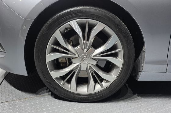 Hyundai Sonata 2.0 Premium — пробег 132 459 км — фото 5 из 5