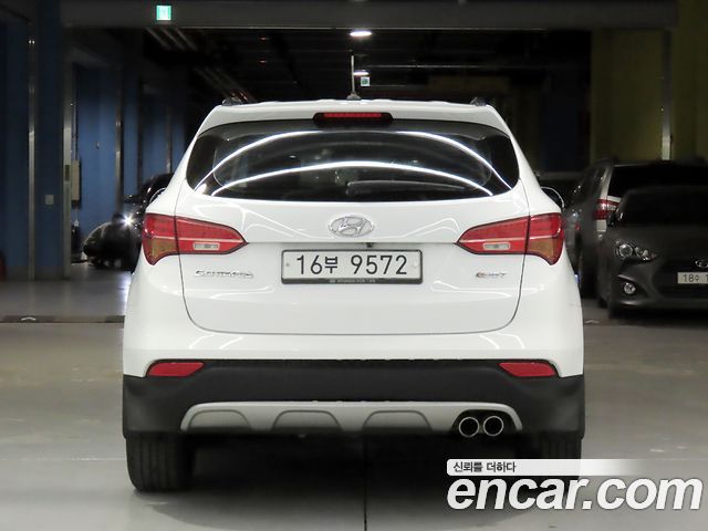 Hyundai Santafe Diesel(e-VGT) 2.0 2WD Premium — пробег 81 000 км — фото 3 из 5