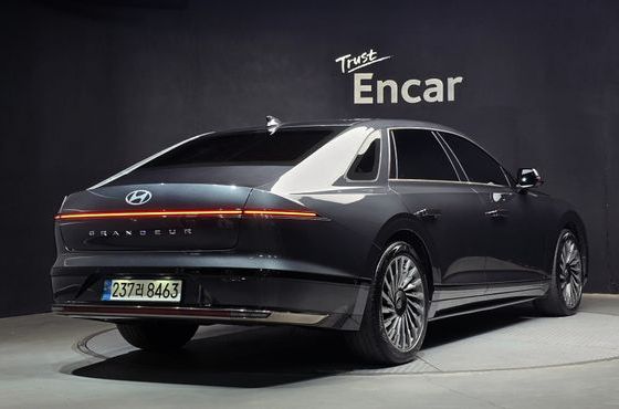 Hyundai Grandeur Calligraphy — пробег 118 938 км — фото 2 из 5
