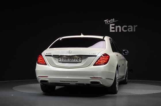 Mercedes-Benz S-Class S500L 4MATIC — пробег 242 715 км — фото 4 из 5