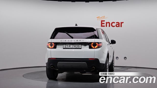 Land Rover Discovery Sport 2.0 TD4 SE (150PS) — пробег 76 873 км — фото 4 из 5