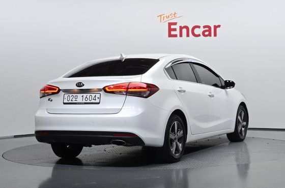 Kia K3 Trendy Style — пробег 99 823 км — фото 2 из 5