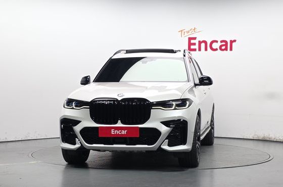 BMW X7 xDrive 40i M Sport 6STR — пробег 67 237 км — фото 3 из 5