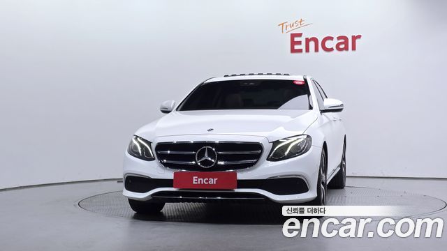Mercedes-Benz E-Class из Кореи Encar