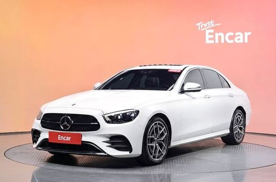 Mercedes-Benz E-Class E220d 4MATIC AMG Line — пробег 69 234 км — фото 1 из 5