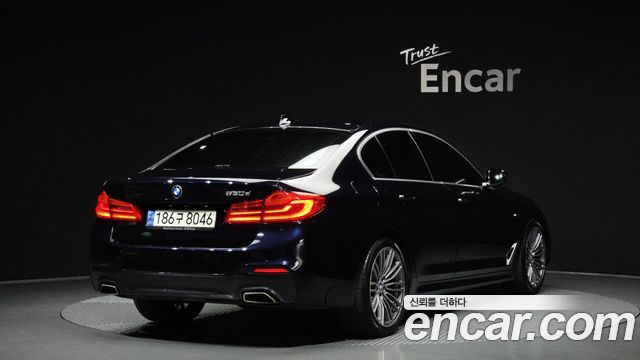 BMW 5-Series 520d M Sport Package Plus — пробег 174 215 км — фото 2 из 5