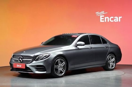 Mercedes-Benz E-Class E300 AMG Line — пробег 95 769 км — фото 1 из 5