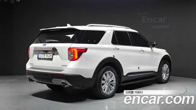 Ford Explorer 2.3 LimIted 4WD — пробег 91 454 км — фото 2 из 5