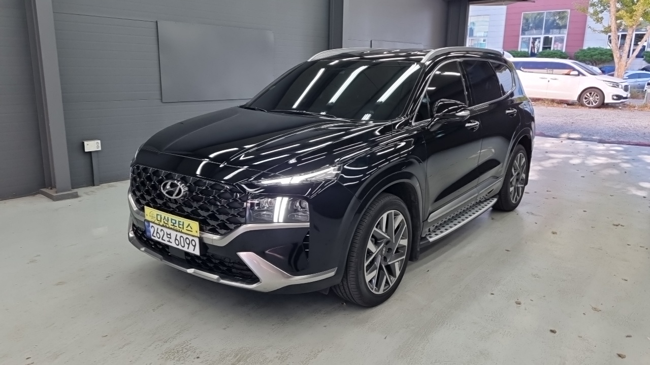 Hyundai Santafe Diesel 2.2 2WD Calligraphy — пробег 2 950 км — фото 1 из 5