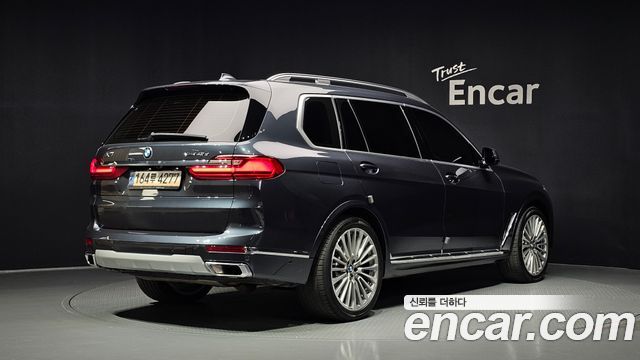 BMW X7 xDrive 40d Design Pure Excellence 6-Seater — пробег 70 338 км — фото 2 из 5