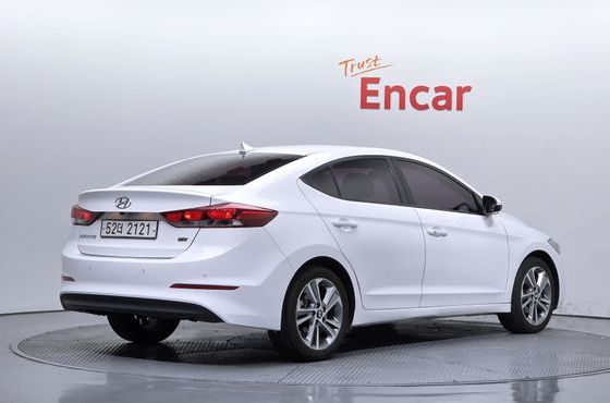 Hyundai AVANTE 1.6 GDI Value Plus — пробег 63 749 км — фото 2 из 5