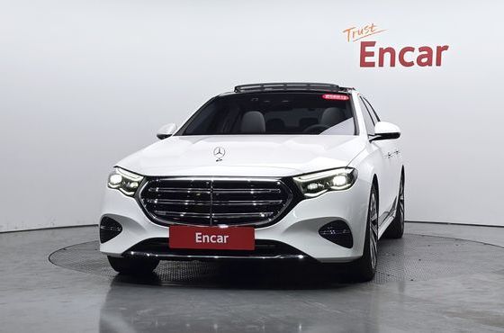 Mercedes-Benz E-Class E300 4MATIC Exclusive — пробег 31 150 км — фото 3 из 5