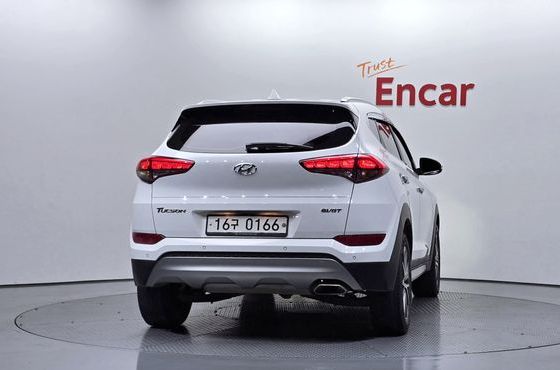 Hyundai Tucson Diesel 1.7 2WD Modern Fever — пробег 106 559 км — фото 4 из 5