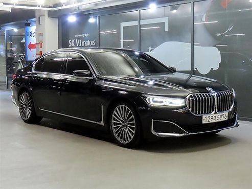 BMW 7-Series 740Li xDrive Design Pure Excellence — пробег 148 040 км — фото 1 из 5
