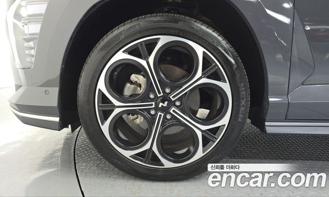 Hyundai Kona из Кореи Encar