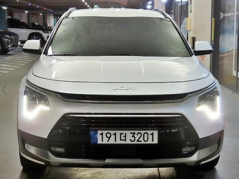 Kia Niro Signature — пробег 43 995 км — фото 2 из 5