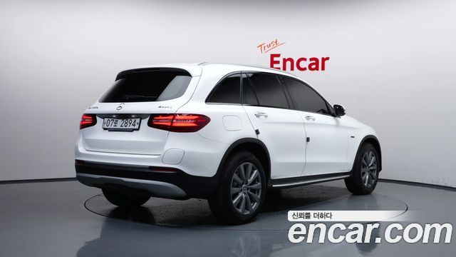 Mercedes-Benz GLC-Class GLC350e 4MATIC — пробег 139 948 км — фото 2 из 5