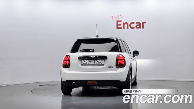 Mini Cooper из Кореи Encar