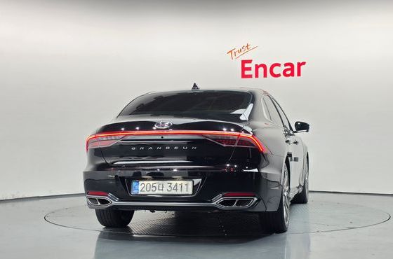 Hyundai Grandeur 2.5 Calligraphy — пробег 90 808 км — фото 4 из 5