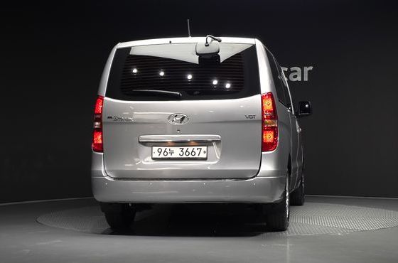 Hyundai Starex Van 5-Seater Smart — пробег 141 262 км — фото 4 из 5