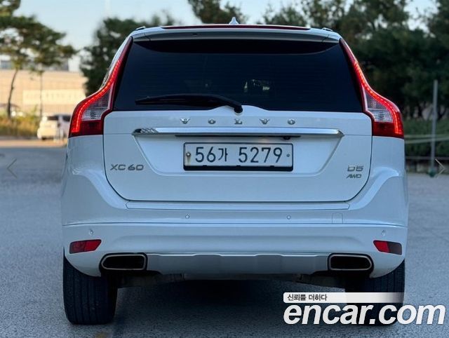 Volvo XC60 D5 AWD 1st — пробег 304 705 км — фото 4 из 5