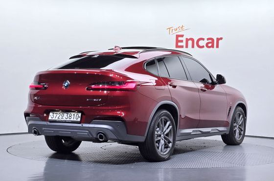 BMW X4 xDrive20d M Sport X — пробег 68 463 км — фото 2 из 5