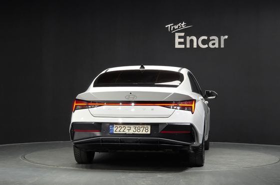 Hyundai AVANTE Inspiration — пробег 86 615 км — фото 4 из 5