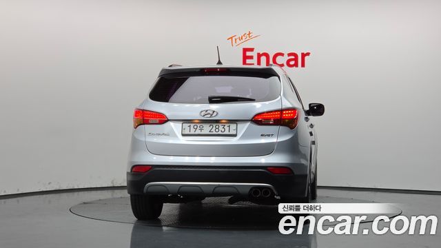 Hyundai Santafe Diesel(e-VGT) 2.0 2WD Premium — пробег 130 212 км — фото 4 из 5