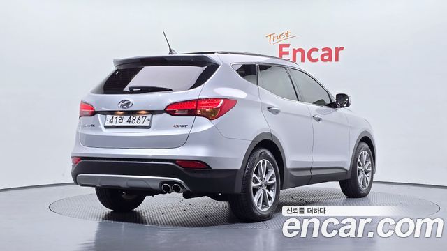 Hyundai Santafe Diesel(e-VGT) 2.0 2WD Premium — пробег 108 810 км — фото 2 из 5