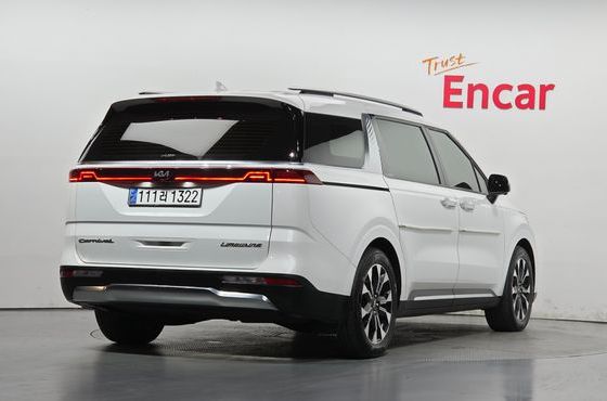 Kia Carnival Diesel 7-Seater Signature — пробег 91 776 км — фото 2 из 5