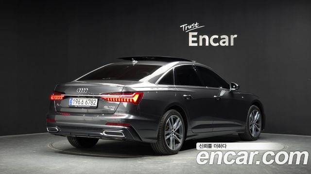 Audi A6 45 TFSI Quattro Premium — пробег 126 550 км — фото 2 из 5