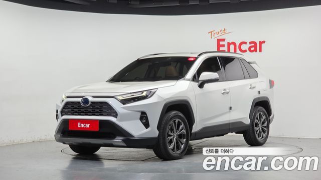 Toyota RAV4 2.5 4WD Hybrid — пробег 126 827 км — фото 1 из 5