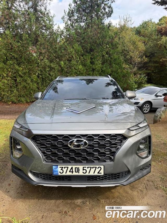 Hyundai Santafe Diesel 2.2 4WD Prestige — пробег 126 377 км — фото 1 из 4