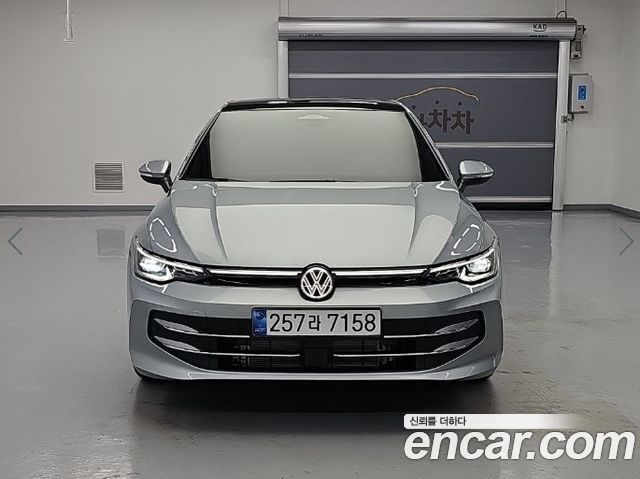 Volkswagen Golf 2.0 TDI Prestige — пробег 5 697 км — фото 2 из 5