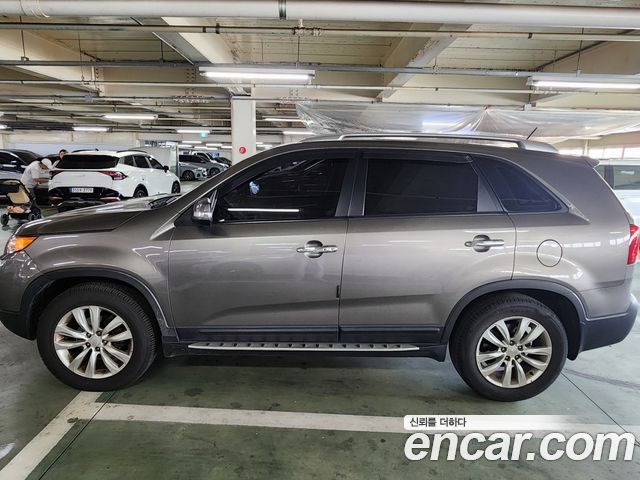 Kia Sorento Gasoline 2.4 2WD TLX High-Deluxe — пробег 184 454 км — фото 3 из 5